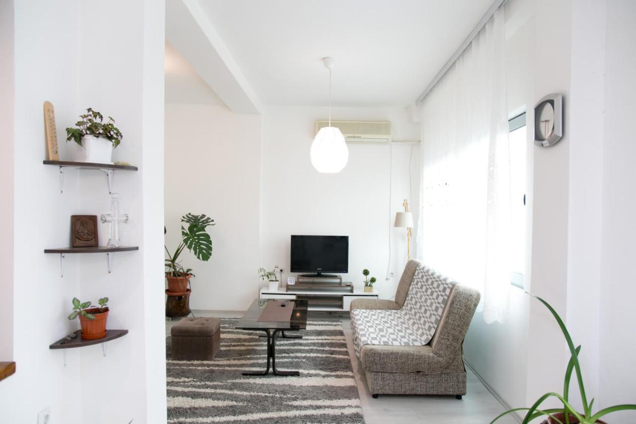 Kolev Apartments - Two Bedroom Cozy Central Apartment Skopje Ngoại thất bức ảnh